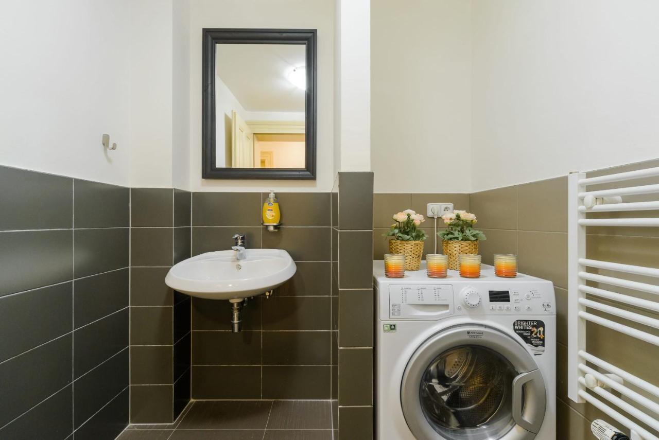 Cozy Apartment Near Stefanikuv Most Prag Exterior foto